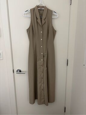 Smart Set Sleeveless Button-Front Maxi Dress in Khaki